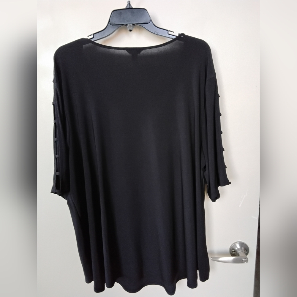 Black Women's Cutout Sleeve Top - Classic Oversized Tee
